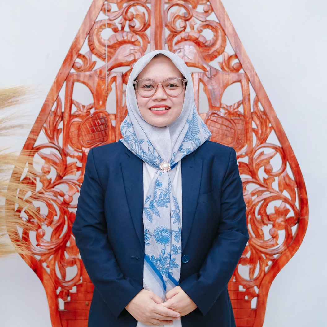Lusia Mumtahana, S.Pd., M.Pd.